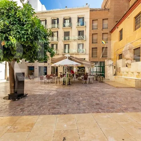 Cozy In The Heart Of By Rems Apartment Malaga