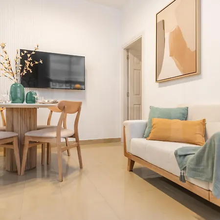 Cozy In The Heart Of By Rems Malaga