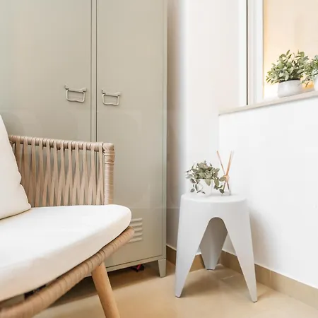 Cozy In The Heart Of By Rems Apartment *